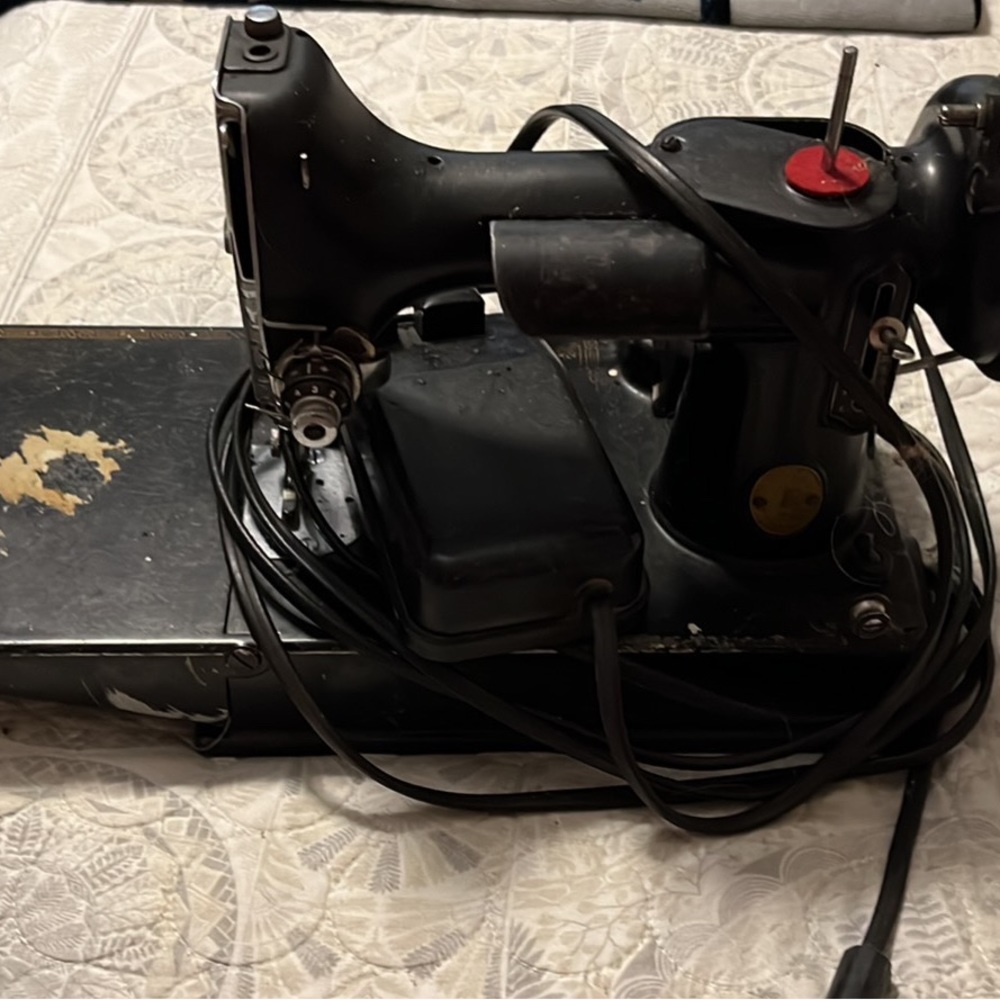 Singer antique sewing machine